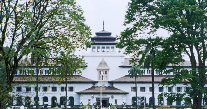 Tempat-Meeting-di-Dandung-710x375